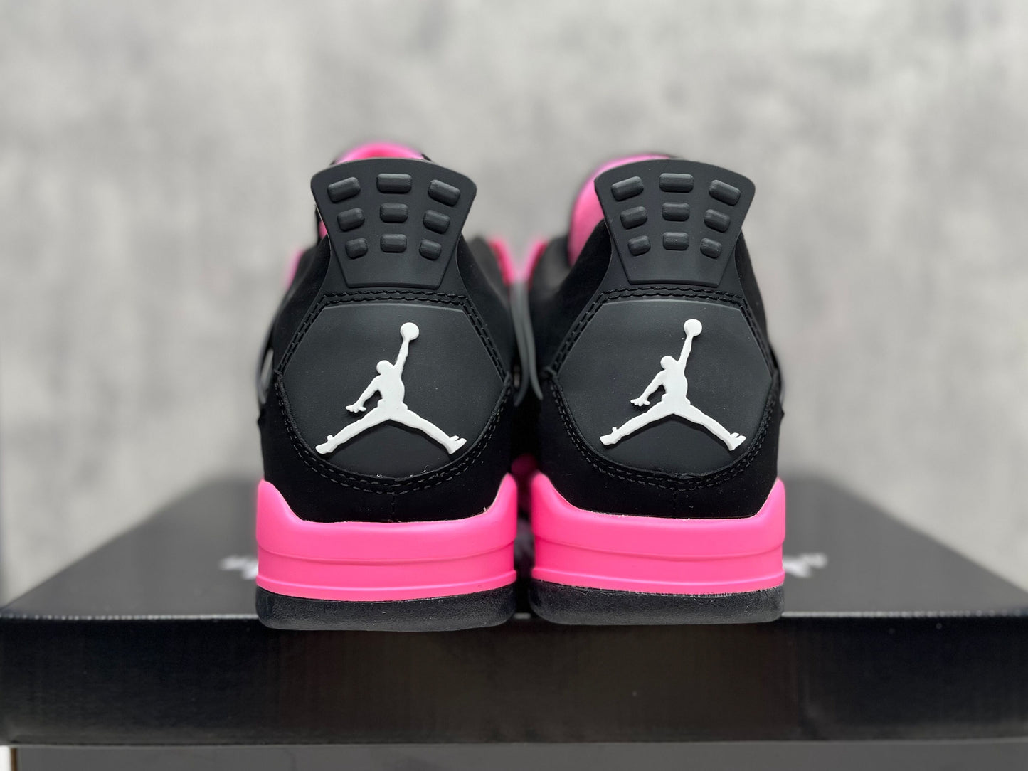 Air Jordan 4 Retro GS “Hyper Pink” (Black/Hyper Pink) “pink panthers”
